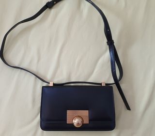 （分類：）位於 。 由 miwamc 提交（商品編號 1063378225，圖片 1）。簡介： 。
