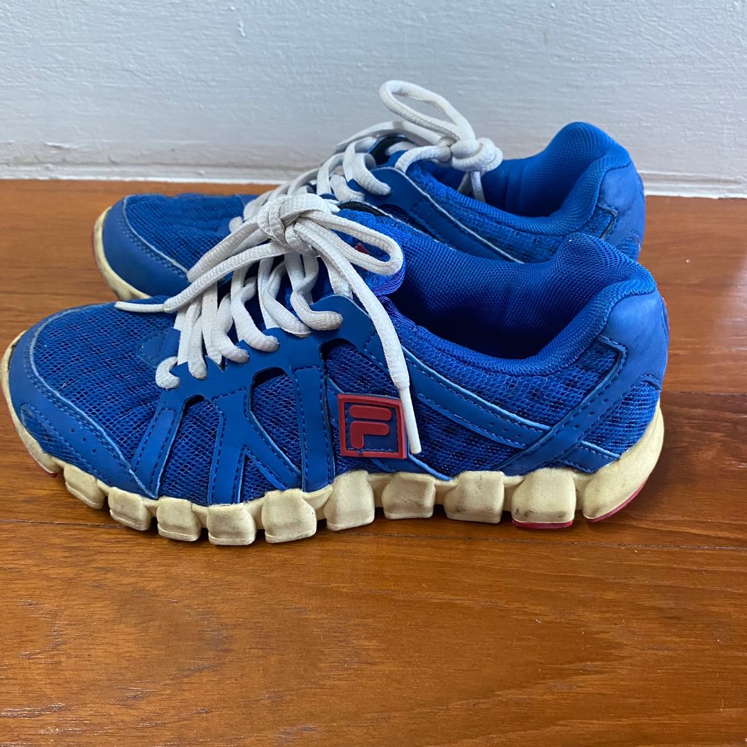 boys tennis shoes on sale