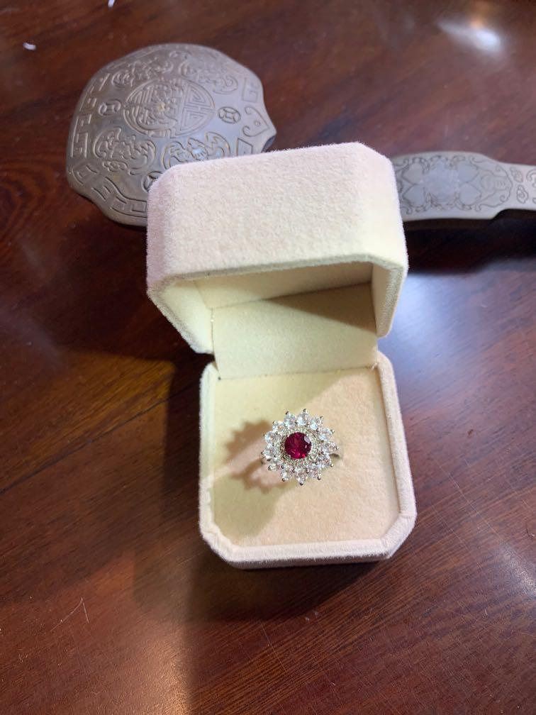 Garnet and white topaz ring