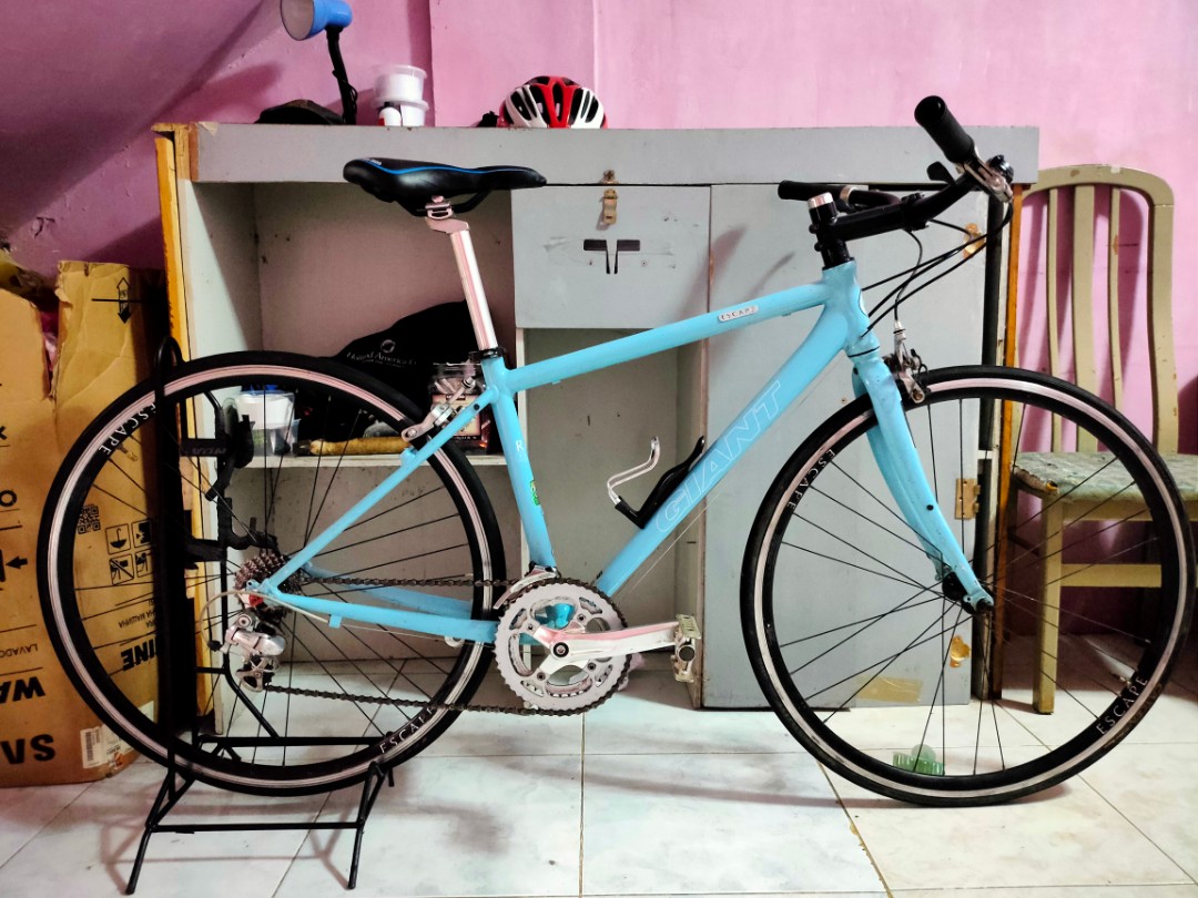 Giant Escape R3.1, Sports Equipment, Bicycles  Parts, Bicycles on Carousell