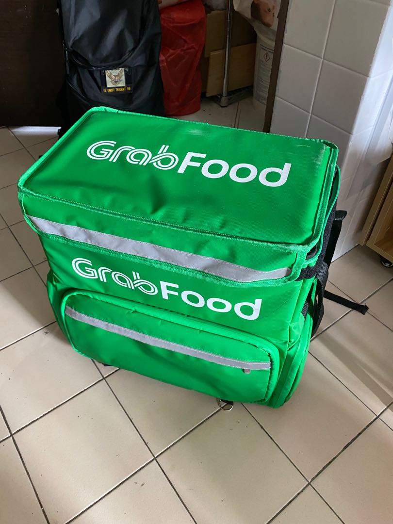 GRAB FOOD DELIVERY BAG C W HALAL BAG Everything Else on Carousell