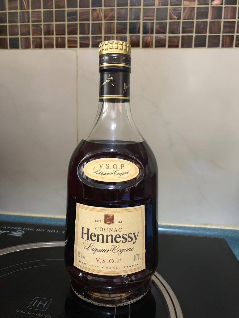 軒尼詩Hennessy Cognac V.S.O.P. (舊版金蓋超過20年), 嘢食& 嘢飲