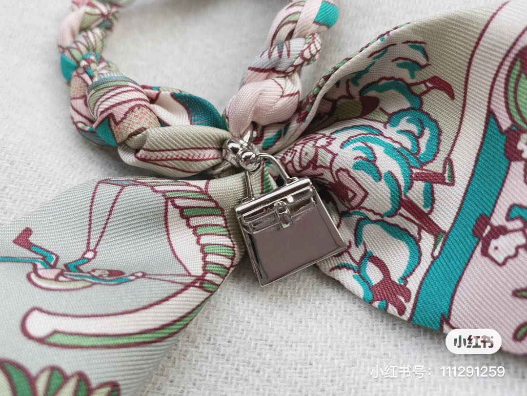 Hermes kelly twilly scarf ring Carousell