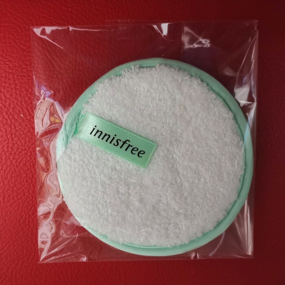 cleansing puff innisfree