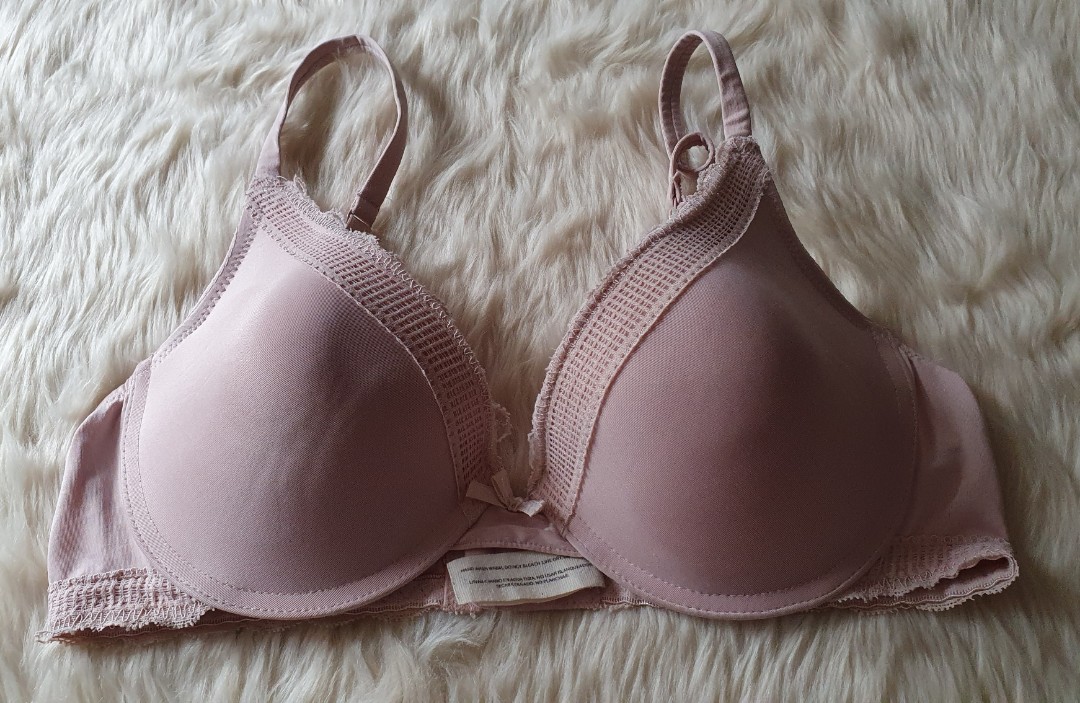 Jessica Simpson Bra 36C, Women's Fashion, Tops, Others Tops on Carousell