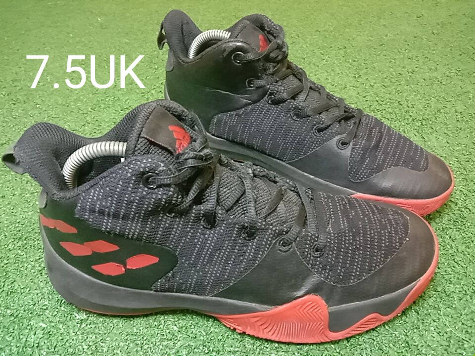 Kasut basketball clearance