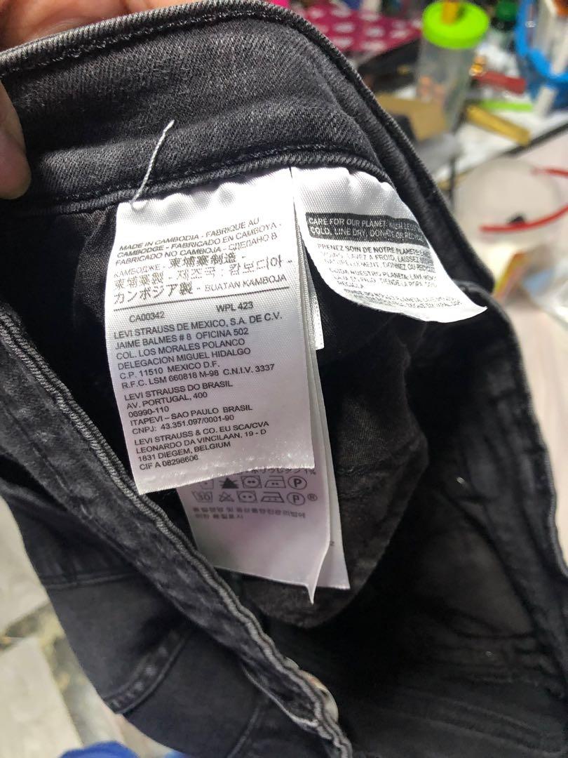 black skinny levi jeans