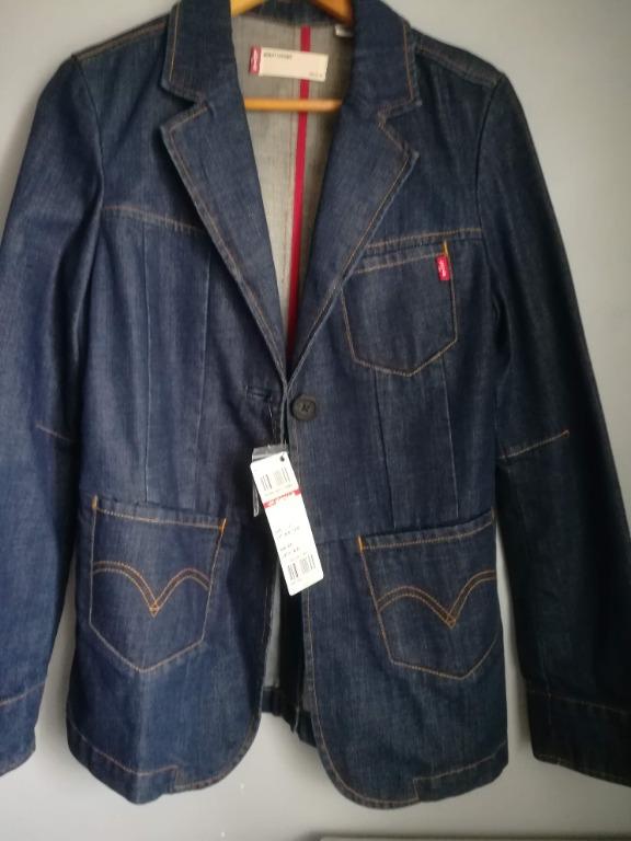 Levi's Red Tab Women's Denim Jacket, Women's Fashion, Coats, Jackets and  Outerwear on Carousell