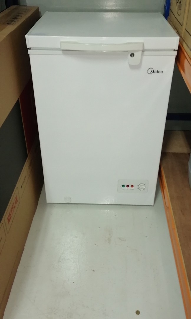 Midea Chest Freezer 99L MCF129W, TV & Home Appliances, Kitchen