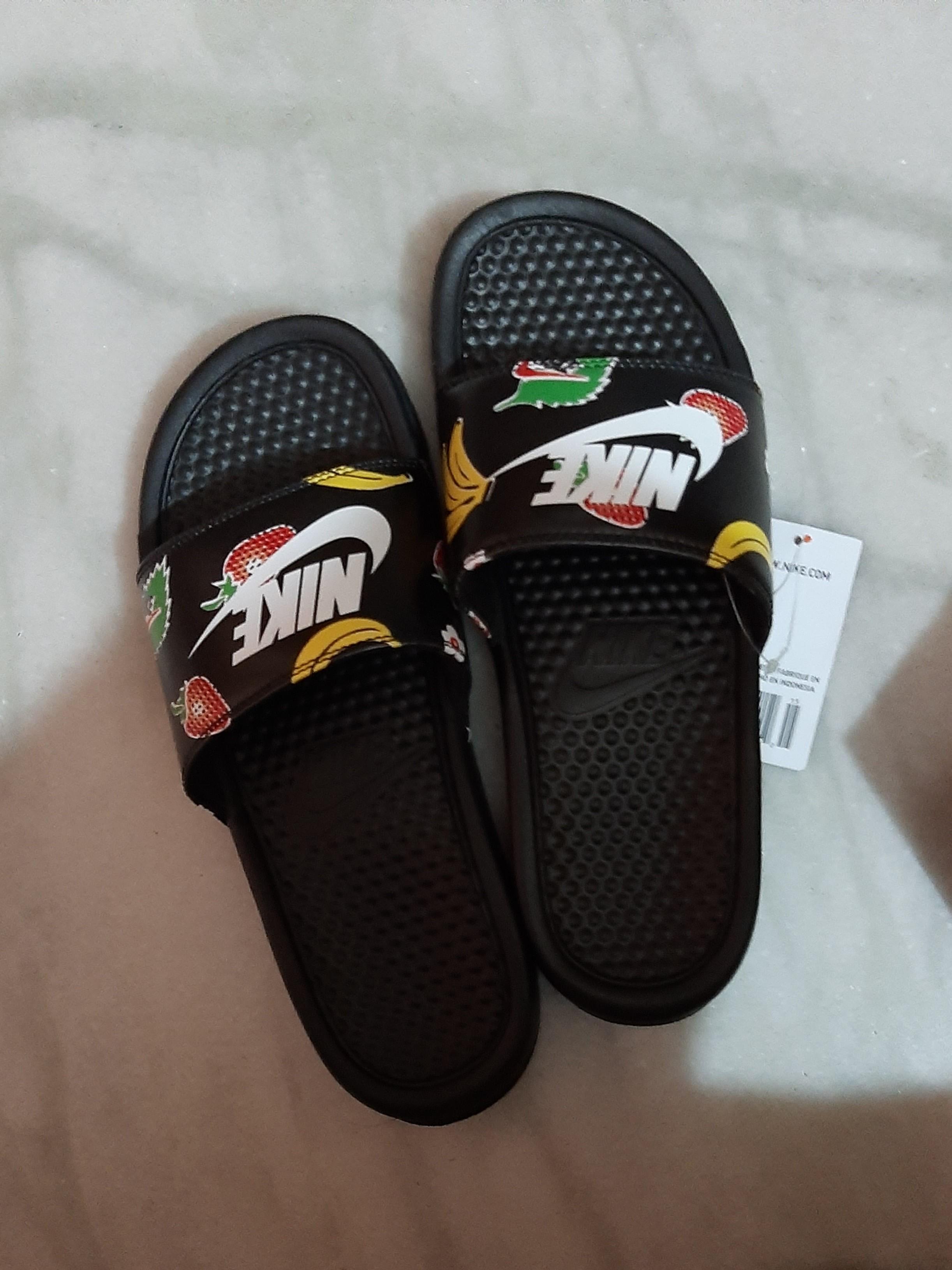 nike benassi shoe
