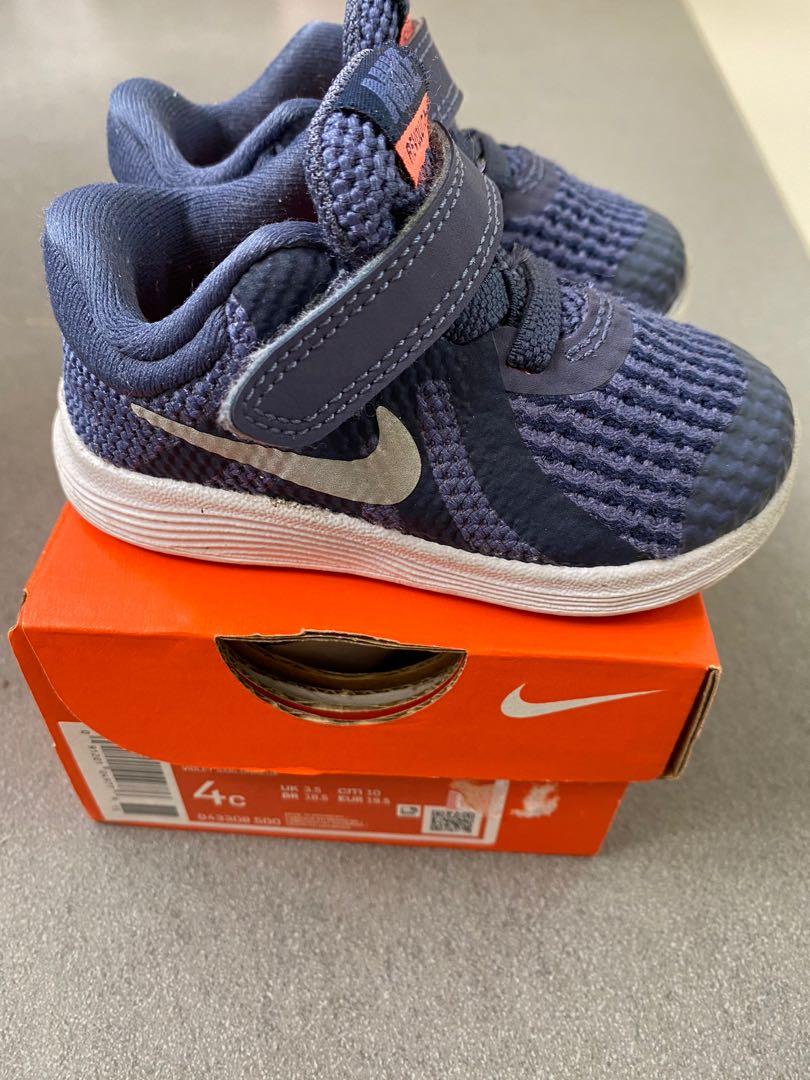 Nike size 2024 4 infant