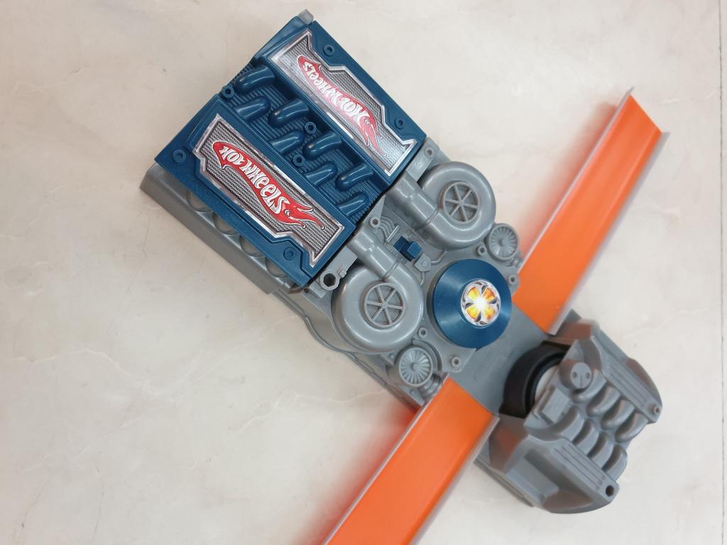 Hot wheels motorised booster outlet