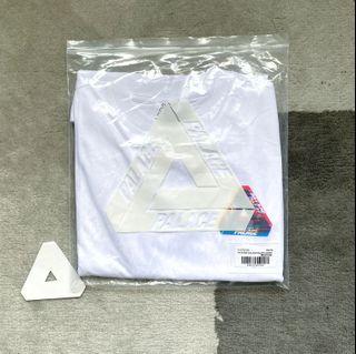 INSTOCK - Palace Skateboards Tri-Blur White Medium T-Shirt