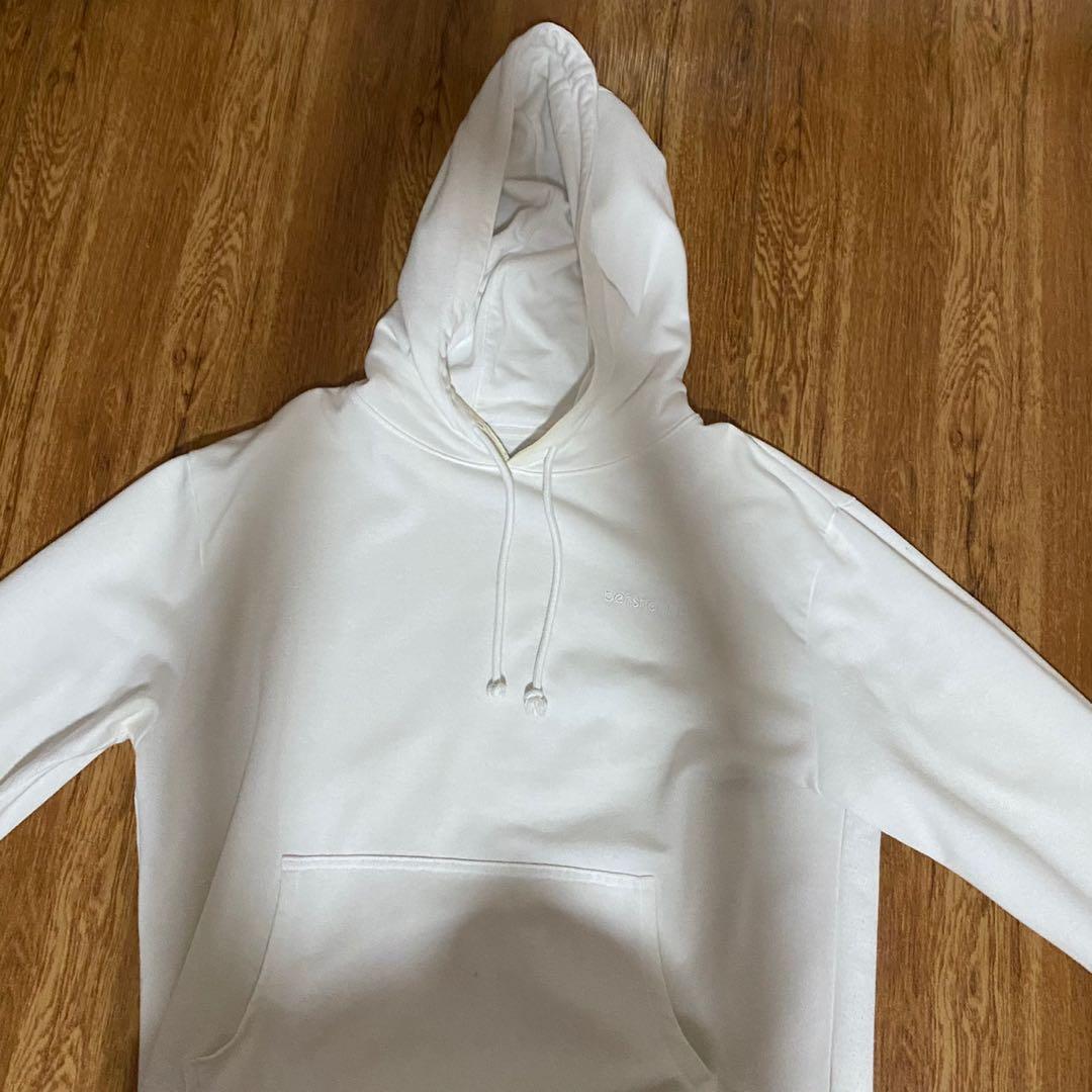 white lightweight jacket