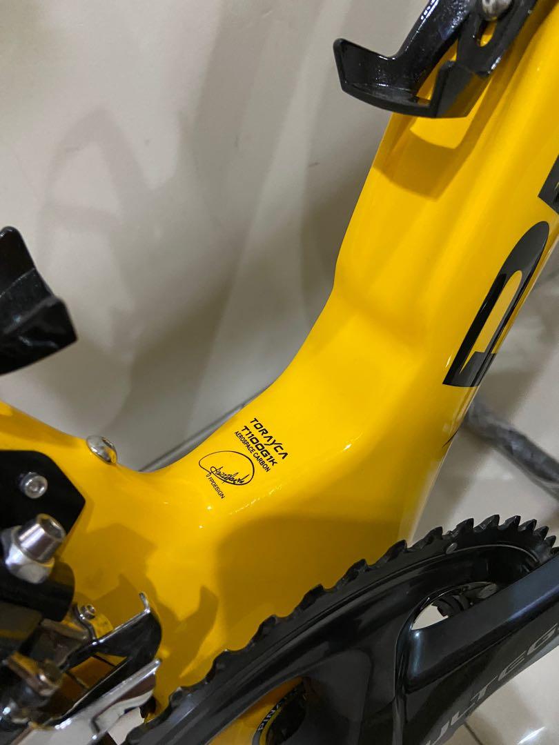 pinarello f12 yellow