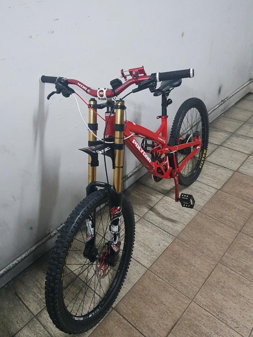 Polygon full sus (downhill) 26er, Sports Equipment, Bicycles  Parts,  Bicycles on Carousell