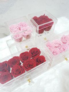 Preseved Roses in Crystal Jewelry Box