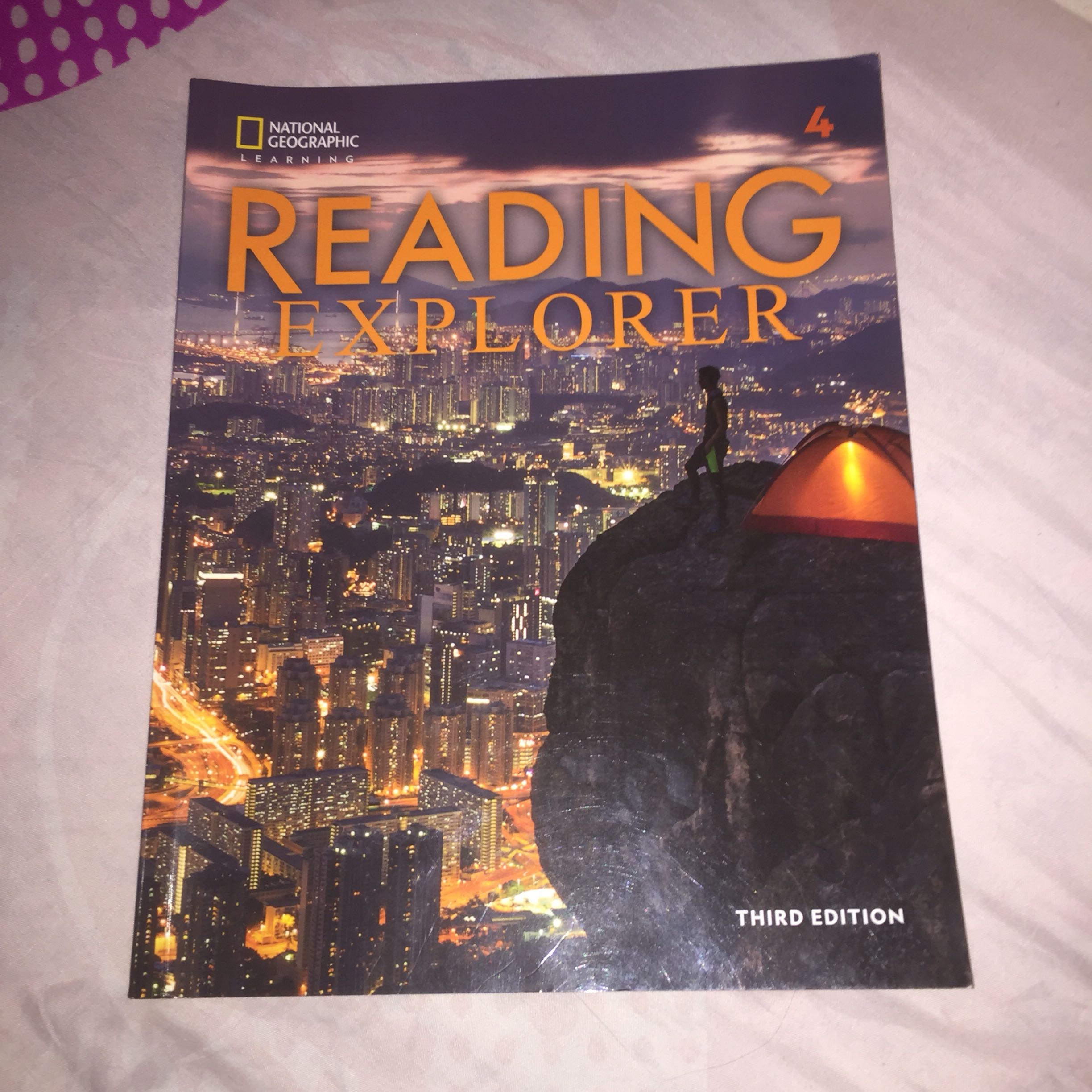 Reading Explorer 4 (3rd edition), Hobbies & Toys, Books & Magazines