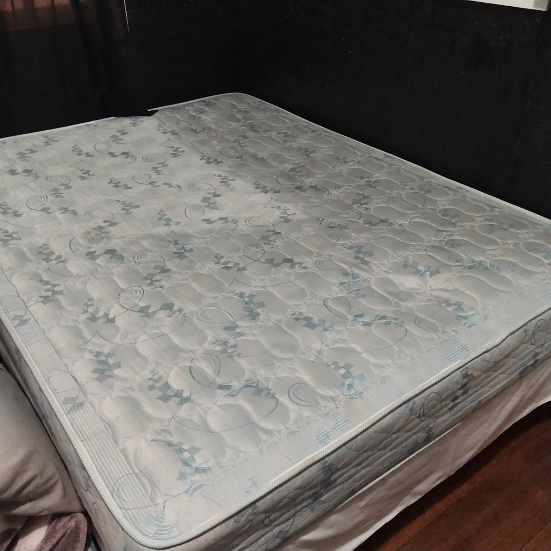 Used queen size mattress for sale near me sales