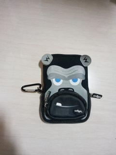 Smiggle Gorilla Pouch