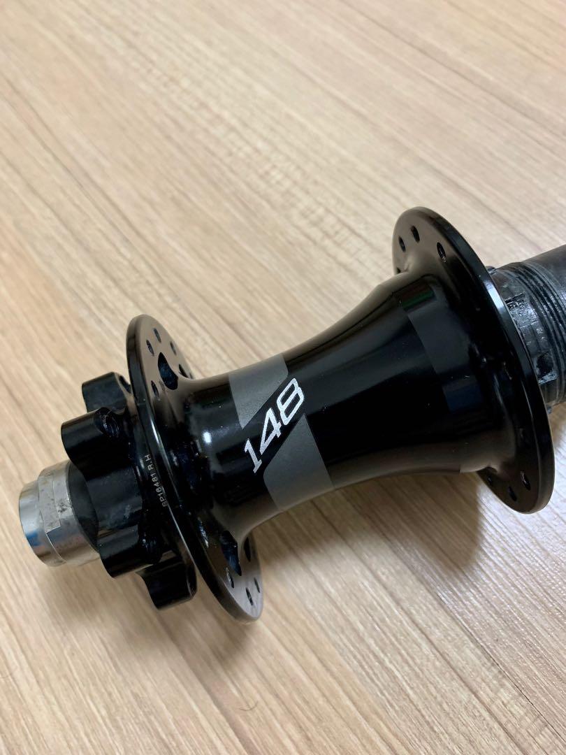 Specialized Boost MTB Rear Hub, Sports Equipment, Bicycles & Parts ...
