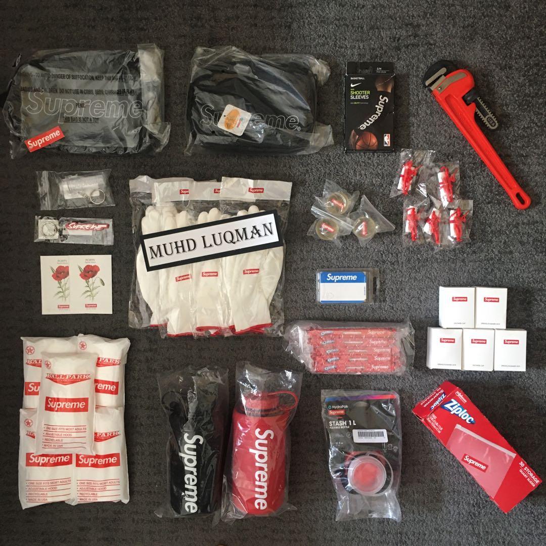 Supreme outlet accessories cheap