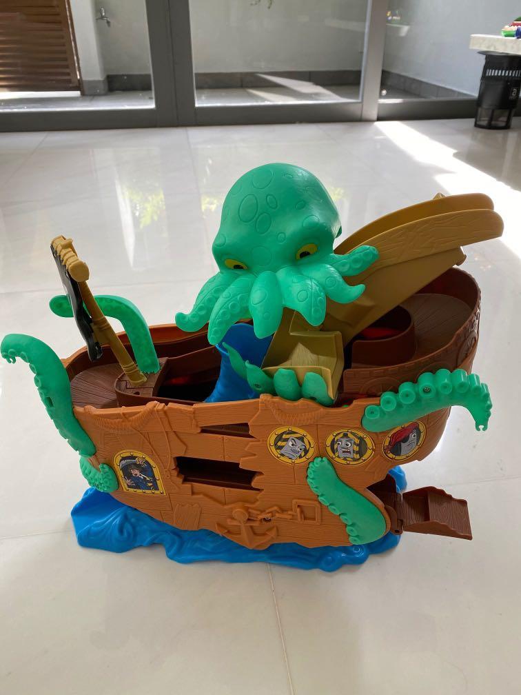 Thomas the 2025 train octopus boat