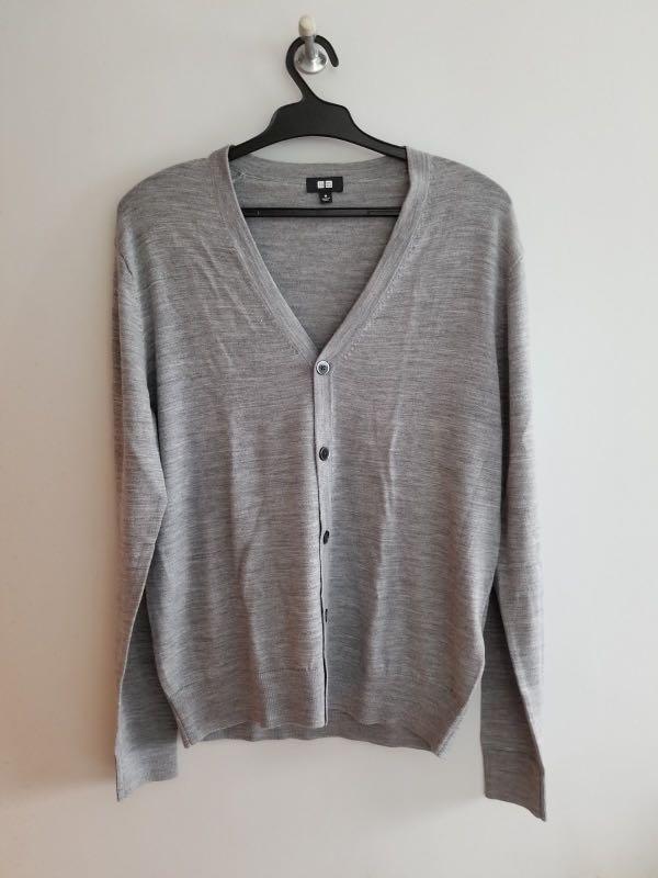 Uniqlo men cardigan (Category: Coats, Jackets and Outerwear) located in Quezon City. Submitted by cyustore (Listing ID 1063368560, Image 1). Description: Never worn Good as new Closet cleaning.