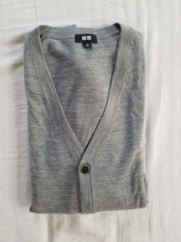 Uniqlo men cardigan (Category: Coats, Jackets and Outerwear) located in Quezon City. Submitted by cyustore (Listing ID 1063368560, Image 2). Description: Never worn Good as new Closet cleaning.