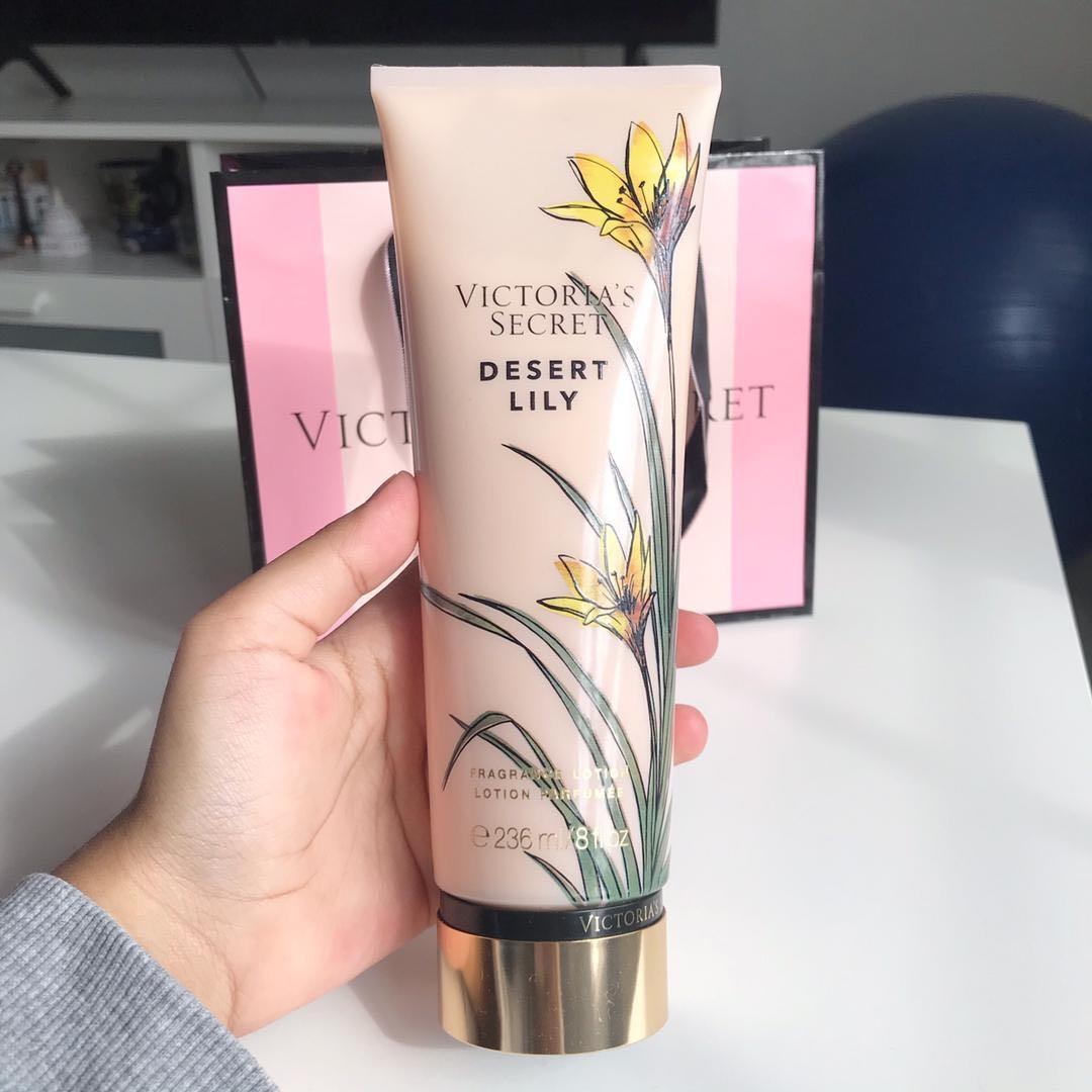 Victoria secret shop desert lily lotion