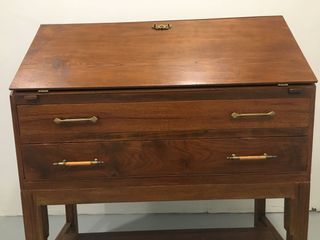 (Category: ) located in . Submitted by VintageIpohGallery (Listing ID 1063510938, Image 1). Description: .