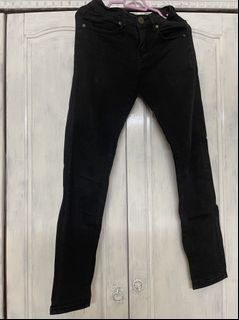 (Category: ) located in . Submitted by asterpreloved (Listing ID 1063527876, Image 1). Description: .