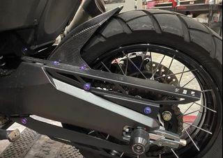 X adv 750 Hugger/rear fender with chainguard