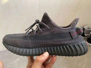 Yeezy boost 350 v2 black non reflective
