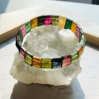 （分類：）位於 。 由 purify.crystal 提交（商品編號 1063568925，圖片 1）。簡介： 。