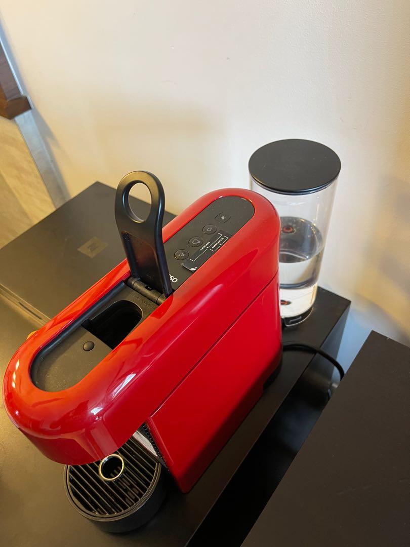 Nespresso Essenza Plus Cherry 