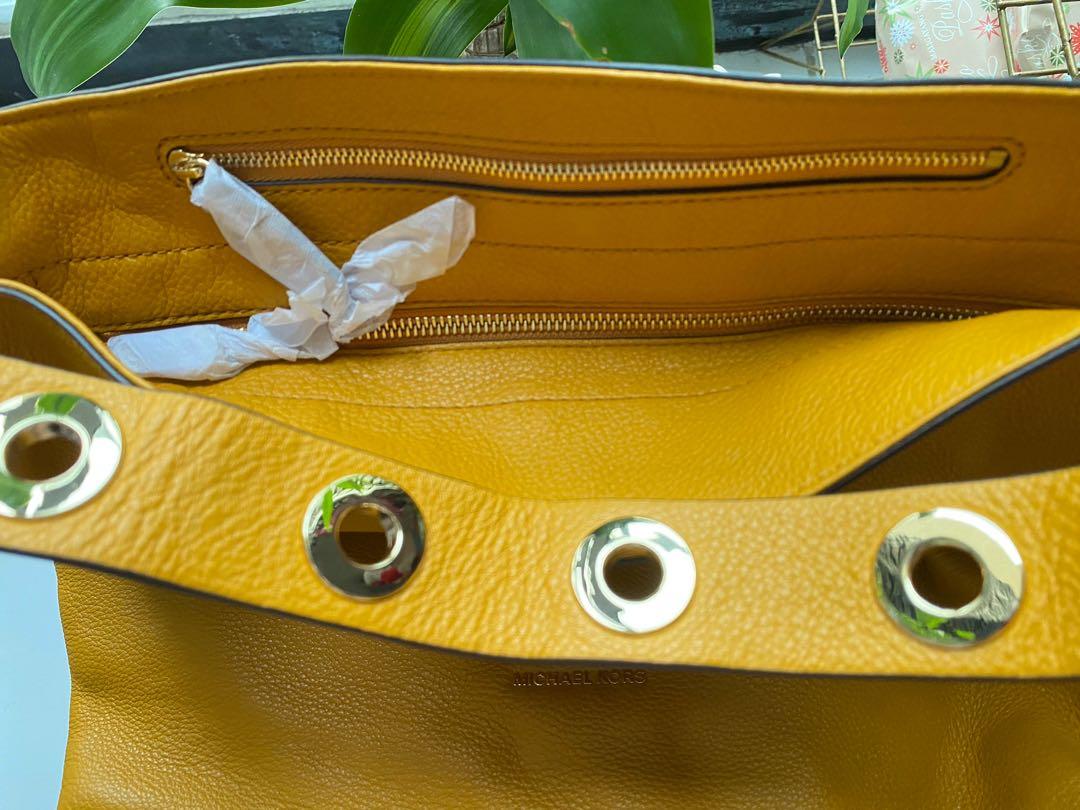 Michael kors brooklyn large leather shoulder bag shop