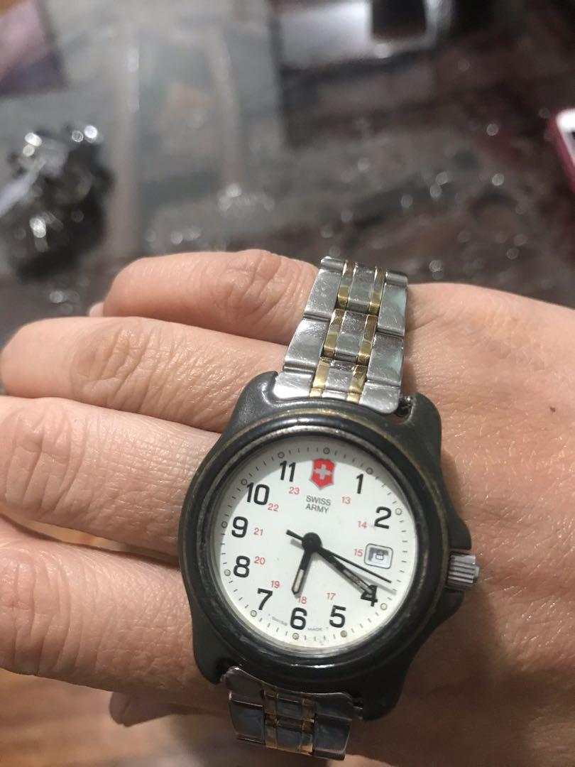 Swiss army 330 feet on sale watch