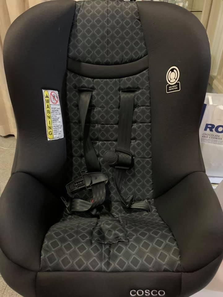 Baby Car Seat Cosco Scenera Next Babies Kids Going Out Seats On Carou - How To Adjust Car Seat Straps Cosco
