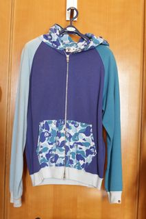 （分類：）位於 。 由 emisle 提交（商品編號 1063645840，圖片 1）。簡介： 。