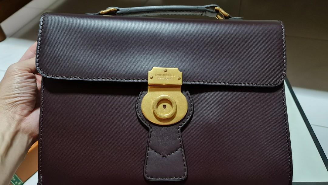 Burberry DK88 Portfolio bag, Luxury, Bags & Wallets on Carousell
