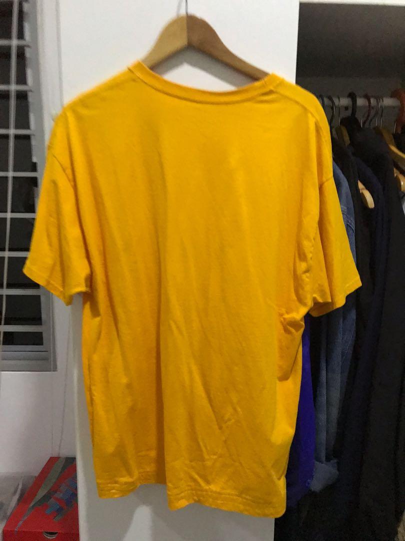Champion basic tee (Category: Longsleeves) located in Kajang. Submitted by bedottt (Listing ID 1063760246, Image 2). Description: Size xl .