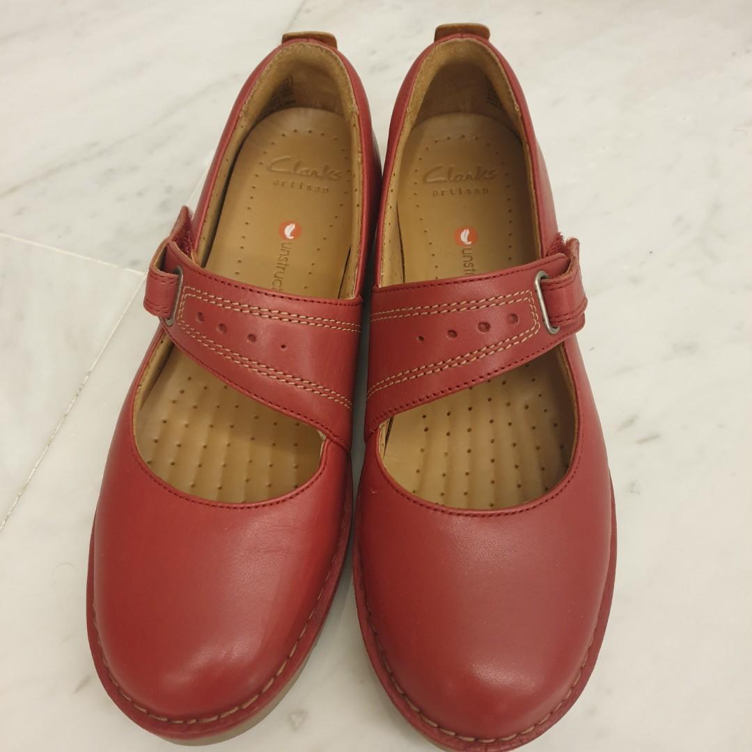 Clarks red online leather shoes
