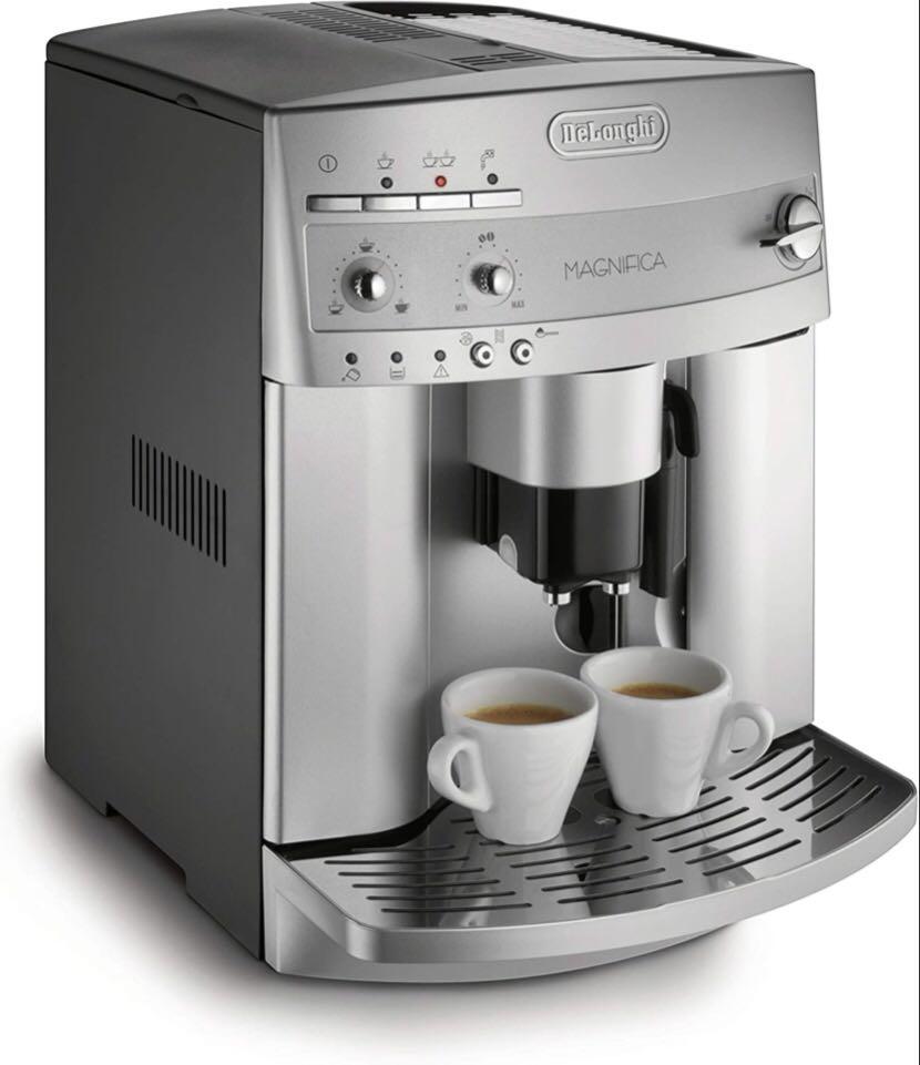 DeLonghi Magnifica Coffee Maker, TV & Home Appliances, Kitchen