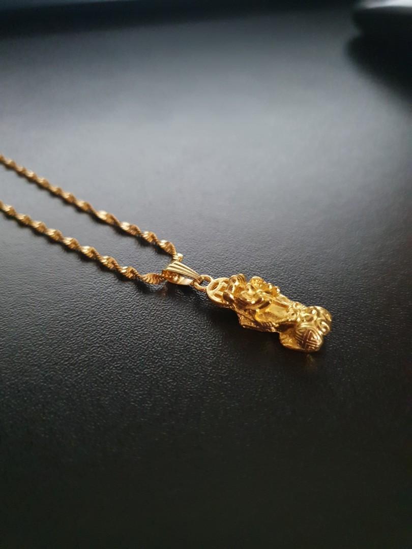 Good luck charm necklace pixiu gold pendant