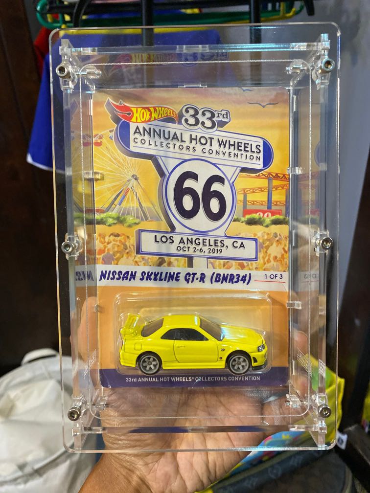 Hot wheels 2019 convention store
