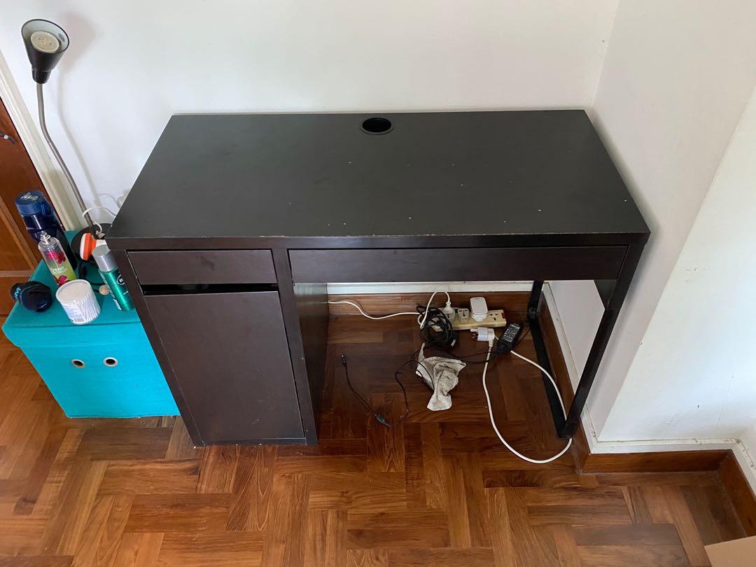 IKEA Study Table (Category: Tables & Sets) located in Singapore. Submitted by eashwar.ranganathan (Listing ID 1063698469, Image 1). Description: Used IKEA study table. Self pick up at Hillview. Condition 6/10.