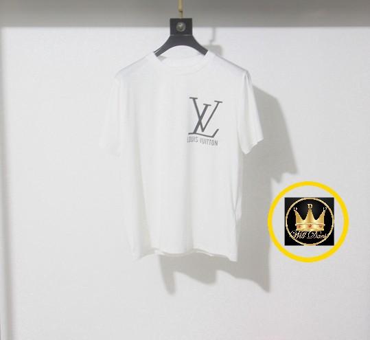 Imported Louis Vuitton Minimalist T-Shirt.💞, Men's Fashion, Tops