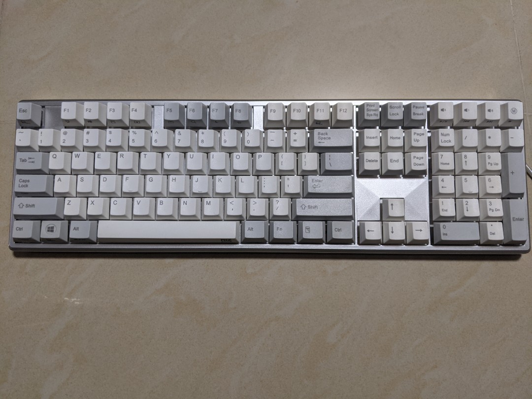 Niz Plum 108 靜電容keyboard electro Capacitive 30gf, 傢俬＆家居 