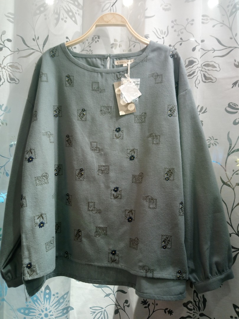 日牌north Object De Petit 秋冬新品 350 250 女裝 上衣 襯衫 Carousell